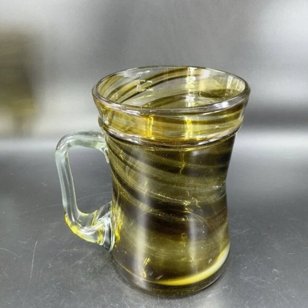 Hand Made Art Glass Mug Cup With‎ Applied Clear Handle Green Black Swirls Lines